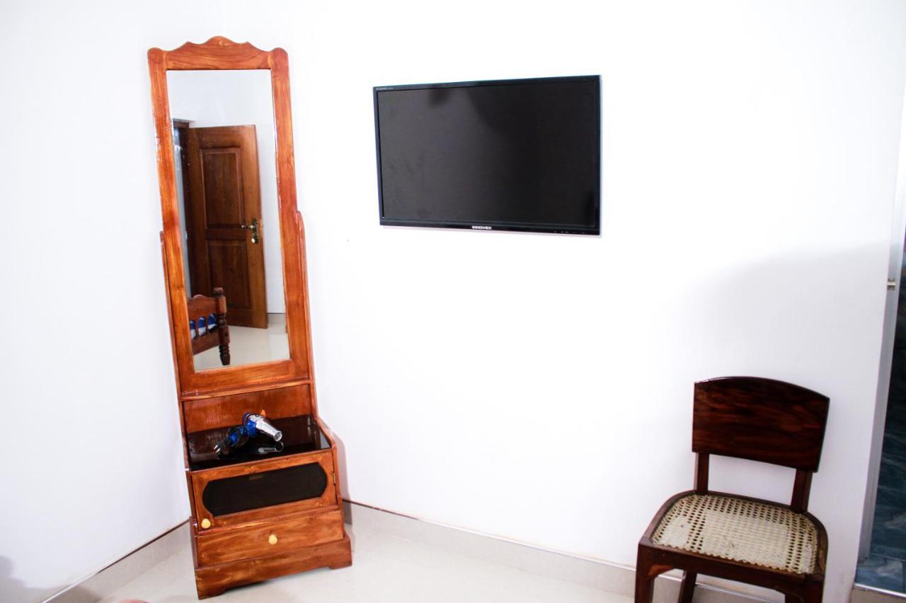 Friends Home Kudapaduwa Екстер'єр фото