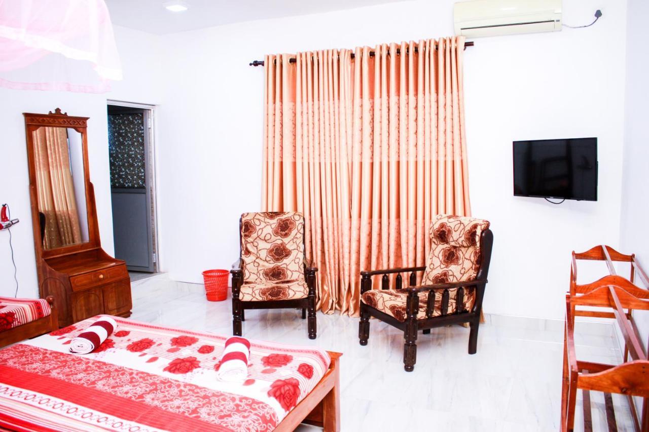 Friends Home Kudapaduwa Екстер'єр фото