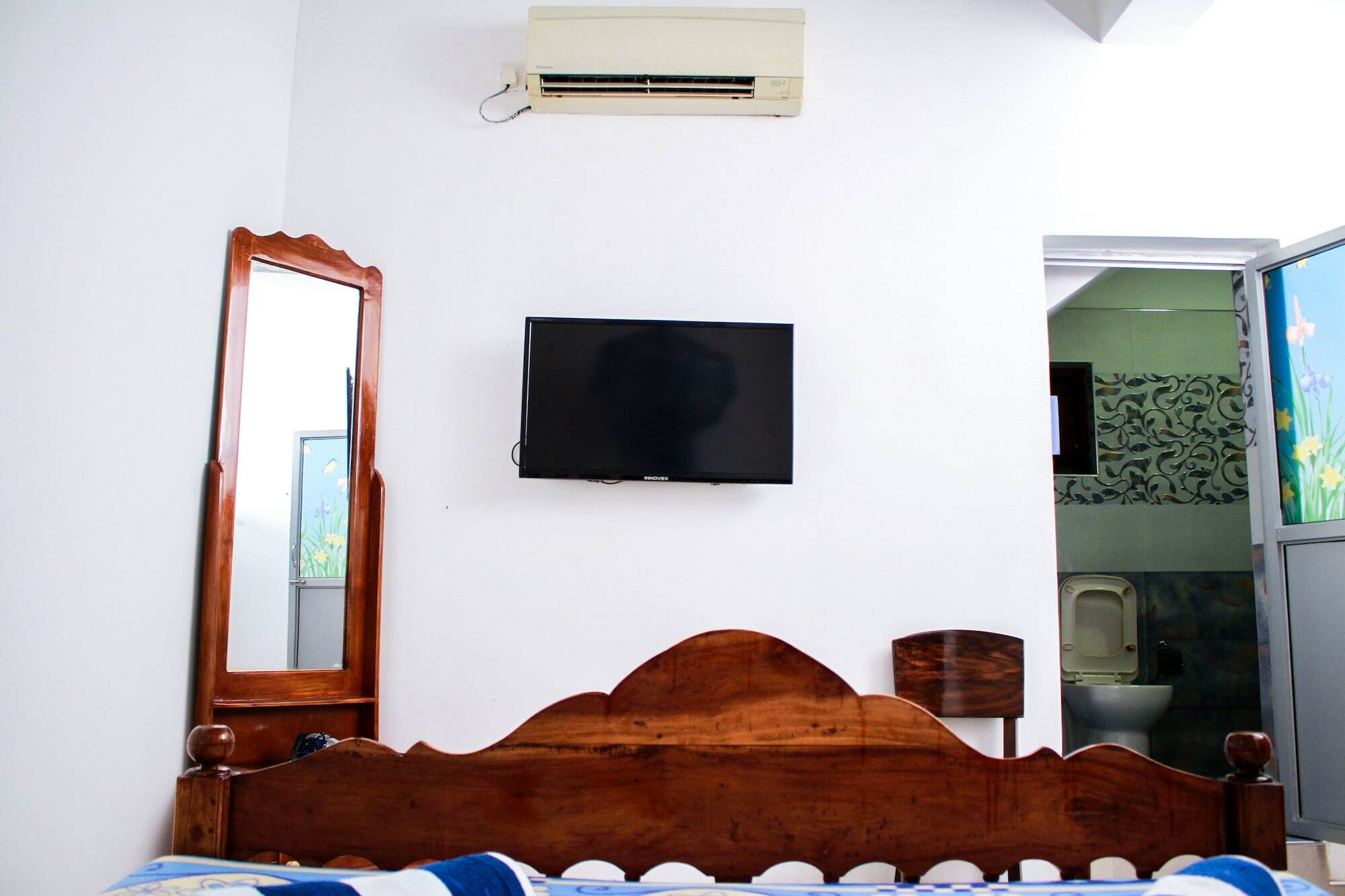 Friends Home Kudapaduwa Екстер'єр фото